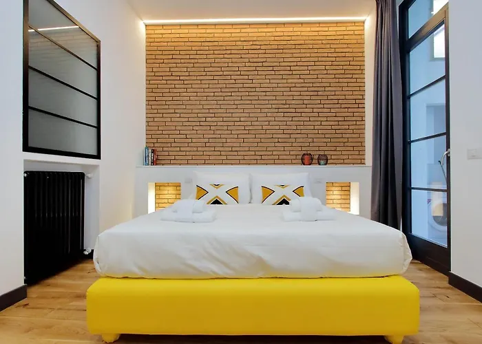Eve Monti Penthouse Rzym