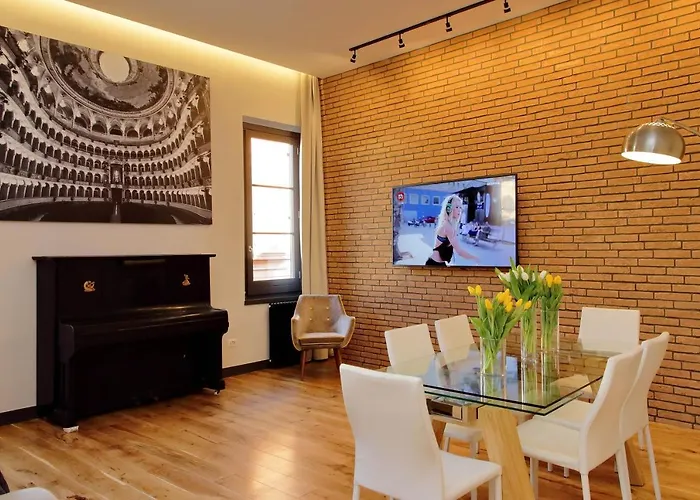 Eve Monti Penthouse *